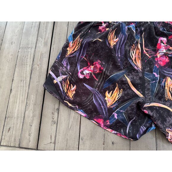 Lululemon Hotty Hot High-Rise Lined Short 4" Veiled Floral Black Multi Size 8 - Picture 3 of 4